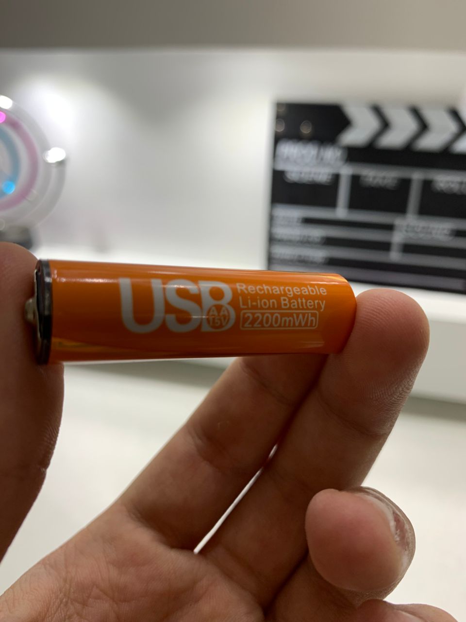 Pack de 4 Piles Rechargeables USB Type-C – AA 1.5V 2200 mAh – علبة من 4 بطاريات قابلة للشحن